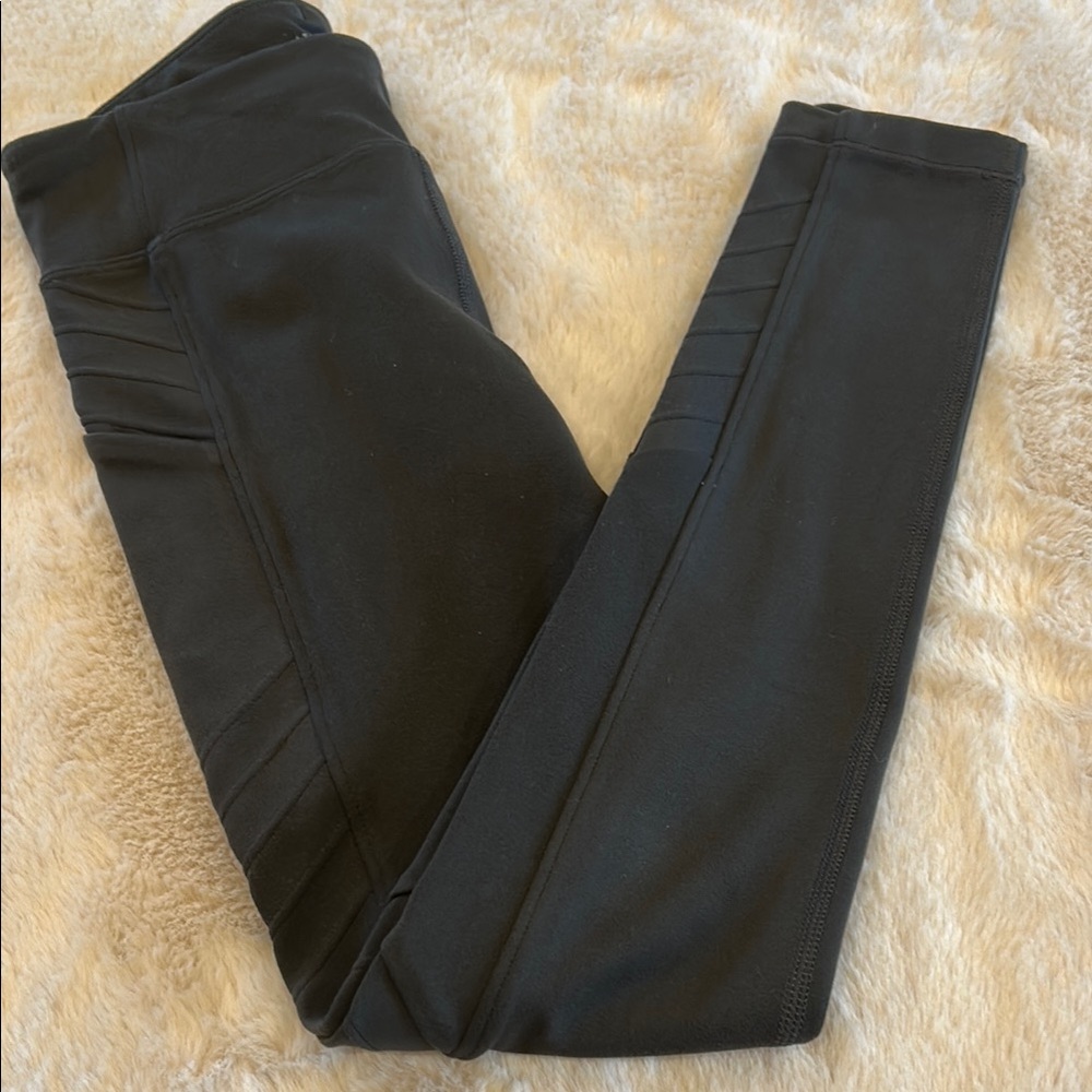 Athleta girl moto-vation 2.0 Leggings with Ribbed Detail Small/7